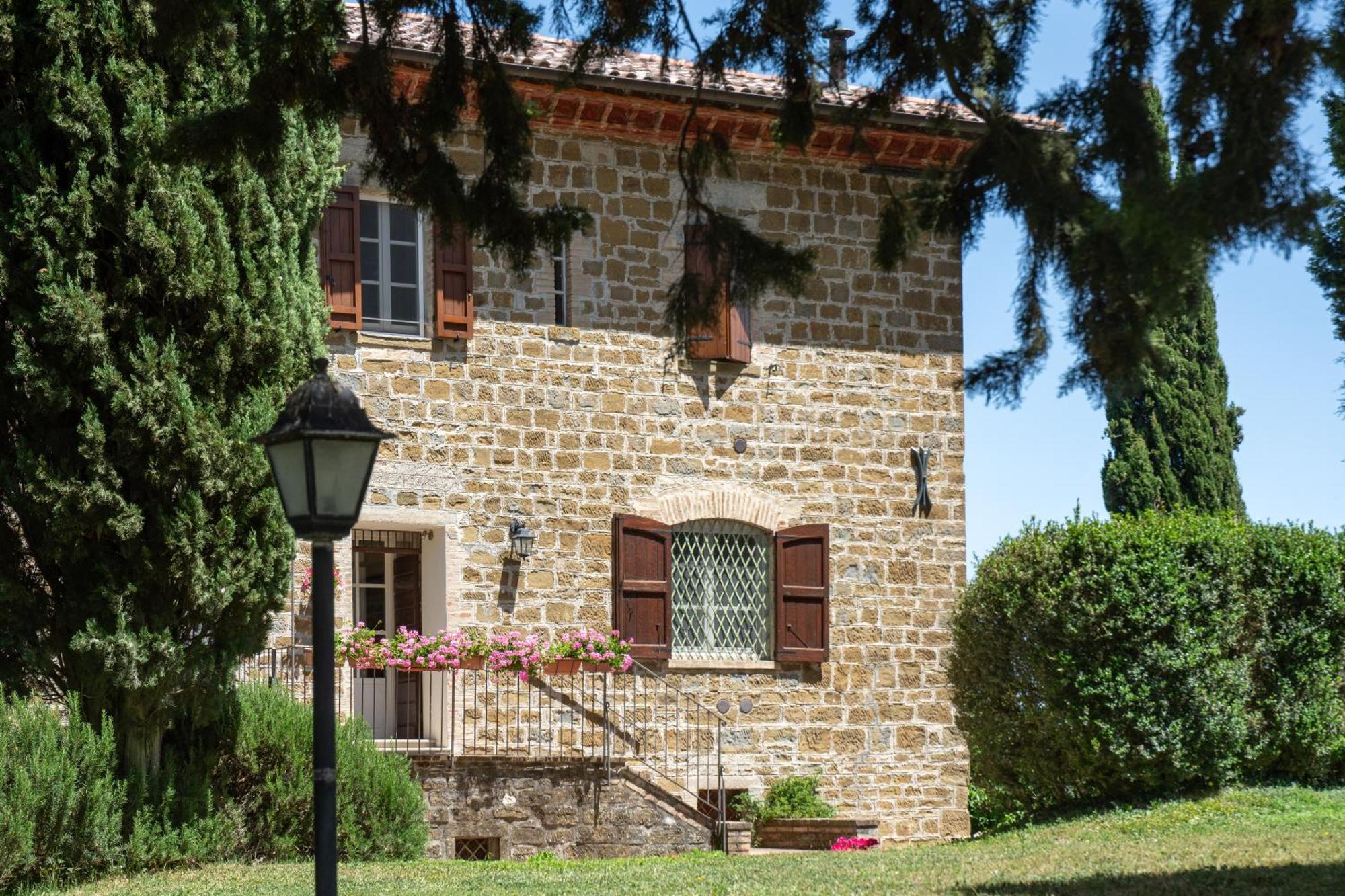 Antica Residenza Montereano Villa Gubbio Exteriör bild